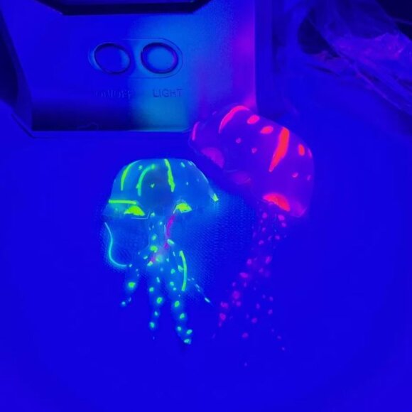 CALOVER Jellyfish Tank Lava Night Light Color Changing New -Great Holidays Gift! - Picture 3 of 5